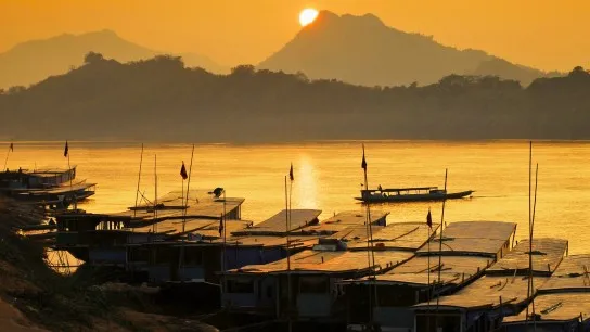 Upstream The Mekong River On Luxury Cruise 13 Days