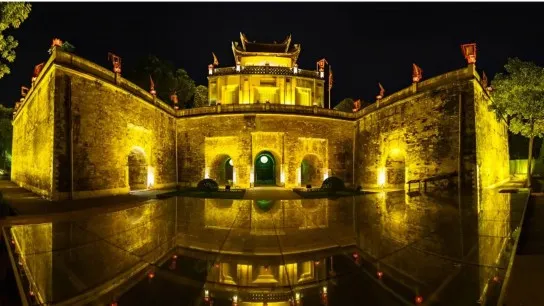 Imperial Citadel Of Thang Long Night Tour