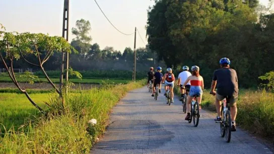Cycle To The Old Long Bien Bridge