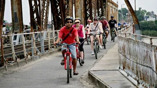Pedal Through Red River Delta’s Peaceful Farmlands