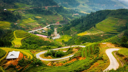 Sapa Terraced Rice Fields & Ethnic Villages Trek 2 days