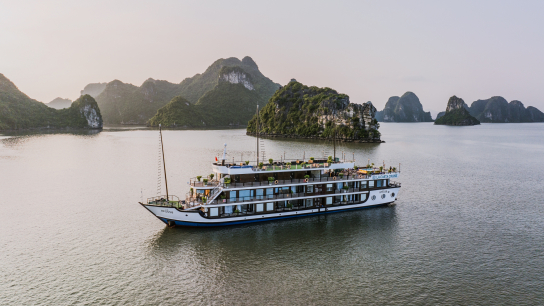 La Casta Cruise 3 Days 2 Nights