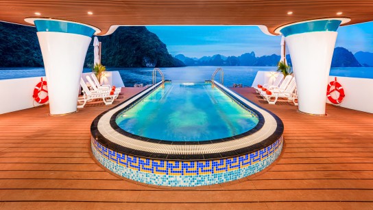 Catherine Cruise 2 Days 1 Night
