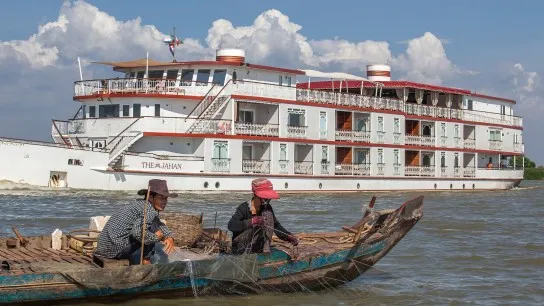 Day 15 Cruise Through Tonle Lake