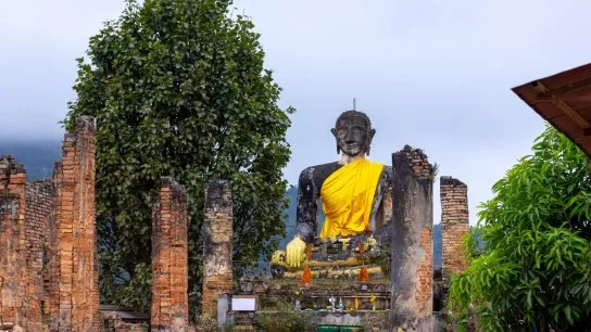 Day 7 Visit Wat Pia Wat, The Pagoda Is Ruined During The Secret War