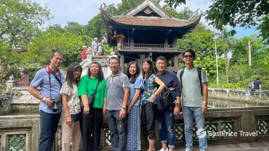 Day 2 Take Pictures With One Pillar Pagoda