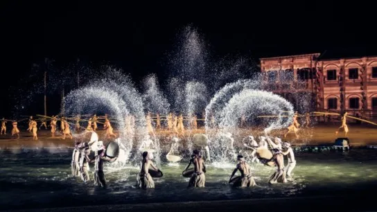 Day 8 Watch The Traditional Hoi An Memory Show