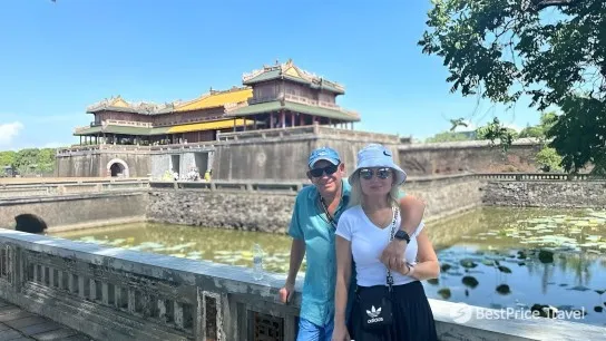 Day 2 Tourists In Front Of The Grand Entrance Of The Imperial Citadel
