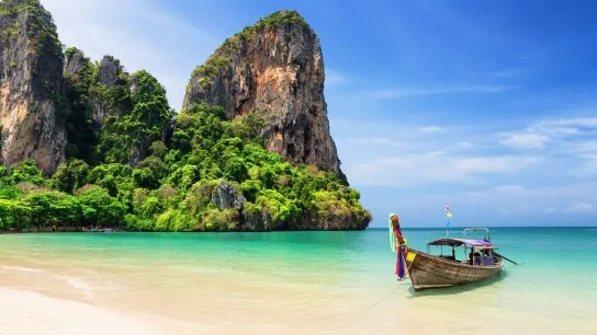Day 8 9 Enjoy Phuket Beach In Your Free Day
