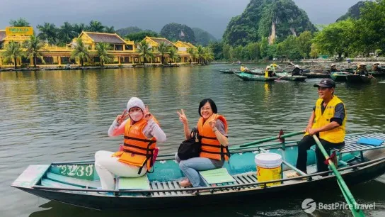 Day 2 Take A Bamboo Boat To Explore Tam Coc