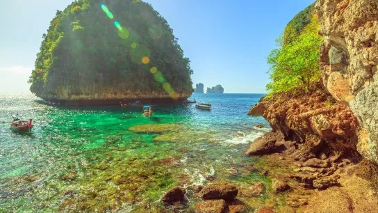 Day 2 The Pristine Loh Samah Bay