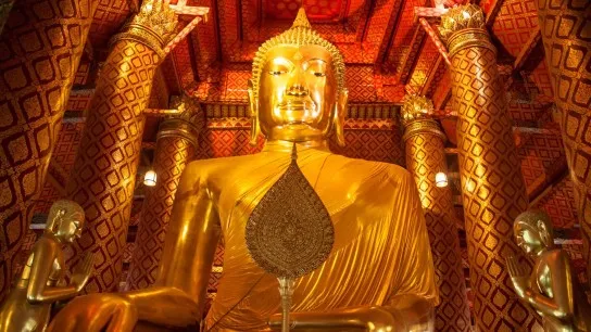 Day 3 Inside Wat Phanan Choeng