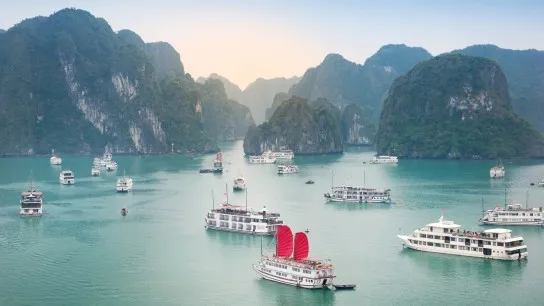 Day 5 Have A Relaxing Moment In Halong Bay Cruise