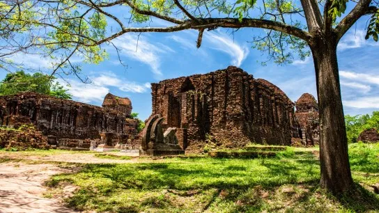 Day 9 Pay A Visit To My Son Sanctuary