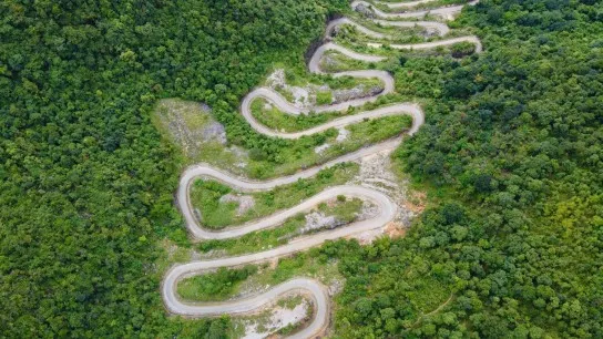 Day 1 Serpentine Mountain Pass In Cao Bang