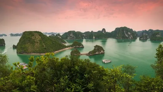Day 10 The Splendid Halong Bay