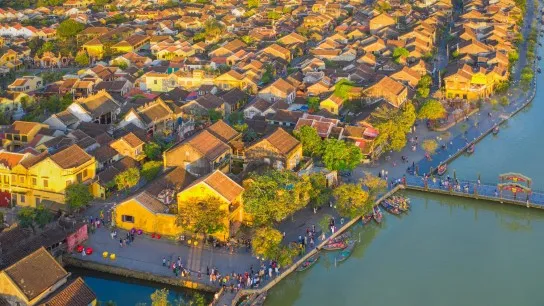 Day 11 Cycle Through The Small Alleys In Hoi An Town