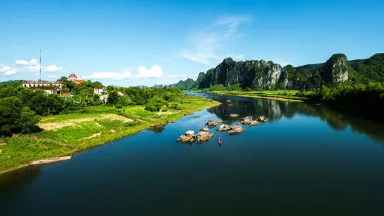 Day 1 Welcome To Dong Hoi City