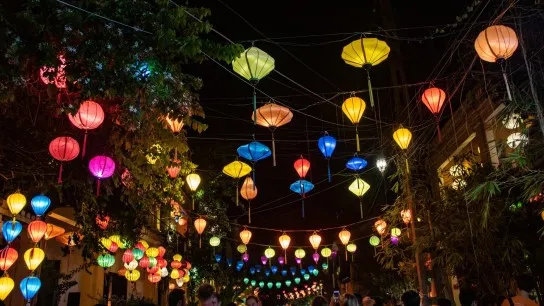 Day 6 Colorful Lanterns Decoration In Hoi An