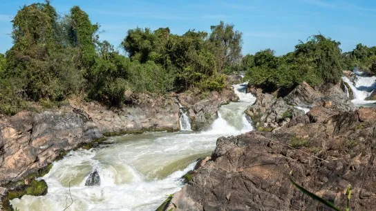 Day 14 Witness The “Corridor Of The Devil” Liphi Waterfall