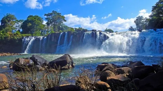 Laos A Journey Within 19 Days