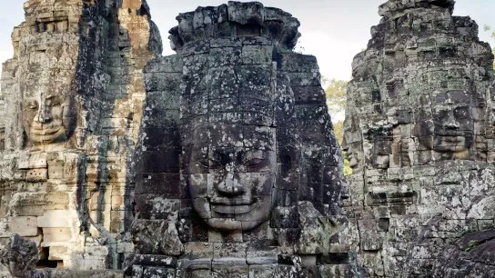 Day 12 Mysterious Stone Faces At Bayon Temple