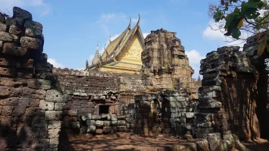 Day 7 Visit The Ancient Wat Nokor