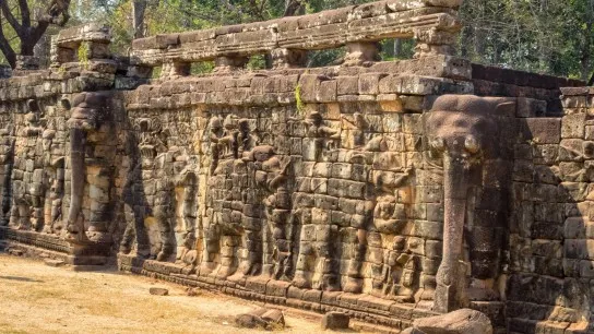 Day 2 Marvel At The Ancient Splendor Of The Elephant Terrace