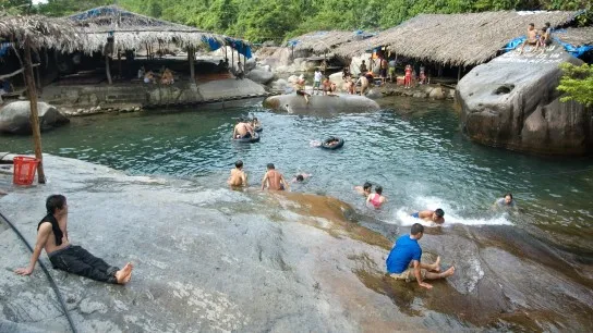 Day 2 Leisure At The Elephant Stream In Hue