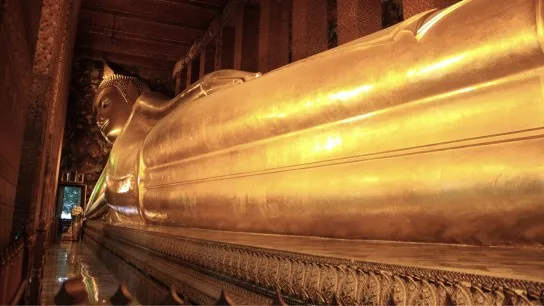 Day 4 Witness The Giant Golden Reclining Buddha At Wat Pho