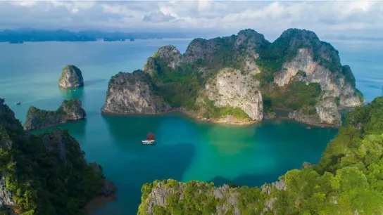 Day 6 Visit Iconic Attracttion At Halong Bay