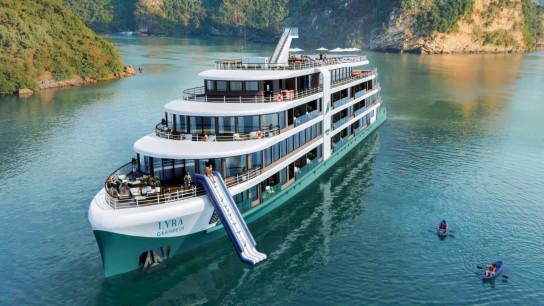 Lyra Grandeur Cruise 3 Days 2 Nights