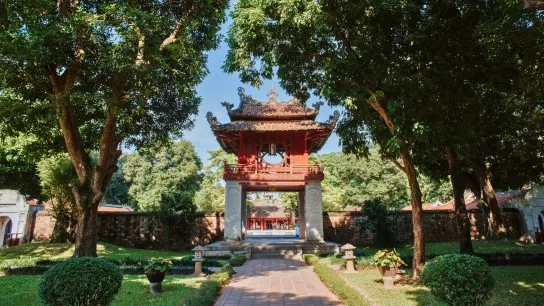 Day 3 Explore The Historic Temple Of Literature Vietnam’s First University