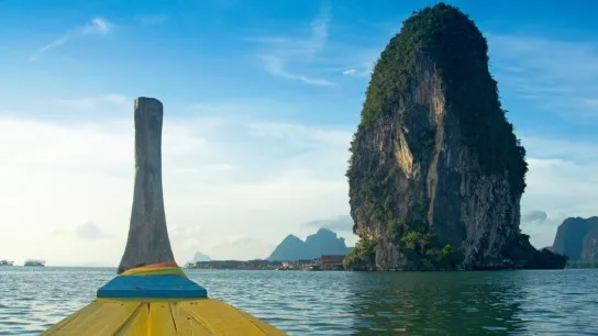 Playback Iconic Scenes From The Movie With The Island's Breathtaking Nature Beauty