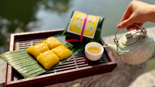 Day 2 Taste The Symbolic Phu The Cake, A Sweet Slice Of Vietnamese Tradition