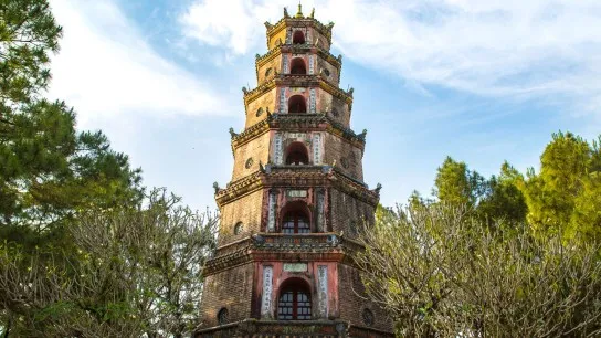 Day 3 Thien Mu Pagoda The Timeless Symbol Of Hue