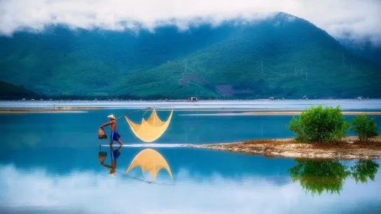 Day 3 Capture Tranquility Amidst The Stunning Scenery Of Lap An Lagoon