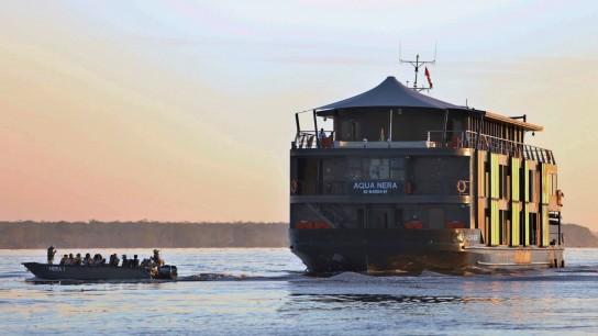 Aqua Mekong Discovery Cruise 4 days: Phnom Penh - Siem Reap
