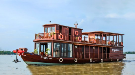 Dragon Eyes Cruise 3 days: Saigon - Phnom Penh (Speedboat)