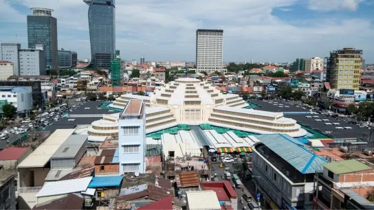 Day 12 Shop Cambodian Souvenirs Inside Phnom Penh’s Iconic Central Market