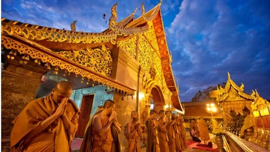 Day 6 Admire The Golden Glory Of Wat Phra That Doi Suthep