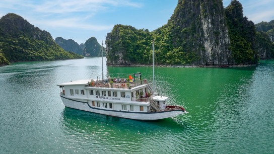 Amanda Legend Charter Cruise 2 Days 1 Night