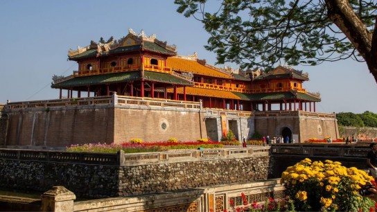 Susurros del Norte y Magia del Centro: Vietnam en 9 días