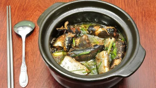 Learn To Cook Flavorful Fish In Traditional Vietnamese Clay Pot