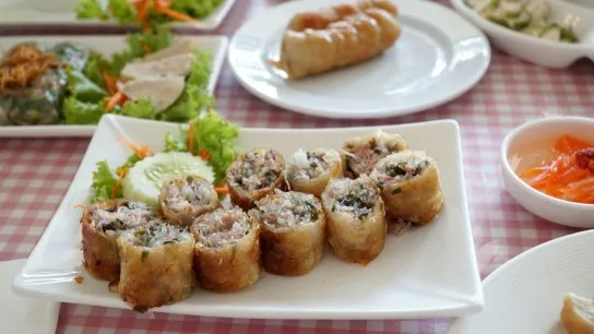 Enjoy Lunch At A Local Restaurant With Authentic Flavors