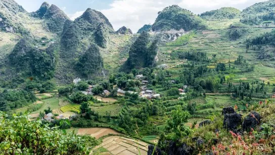 Day 3 Follow Scenic Mountain Trails Toward Peaceful Du Gia Village