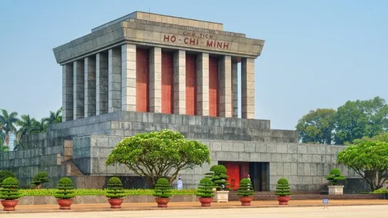 Day 2 Visit Ho Chi Minh Mausoleum