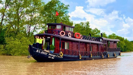 Mango Charter Cruise 2 Days: Mo Cay - Con Oc - Phong Nam - Ben Tre