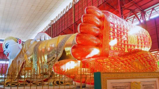 Day 2 Admire The Giant Reclining Buddha At Chauk Htat Kyi Pagoda