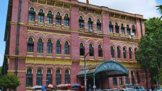 Day 1 Admire The Colonial Charm Of Yangon Post Office